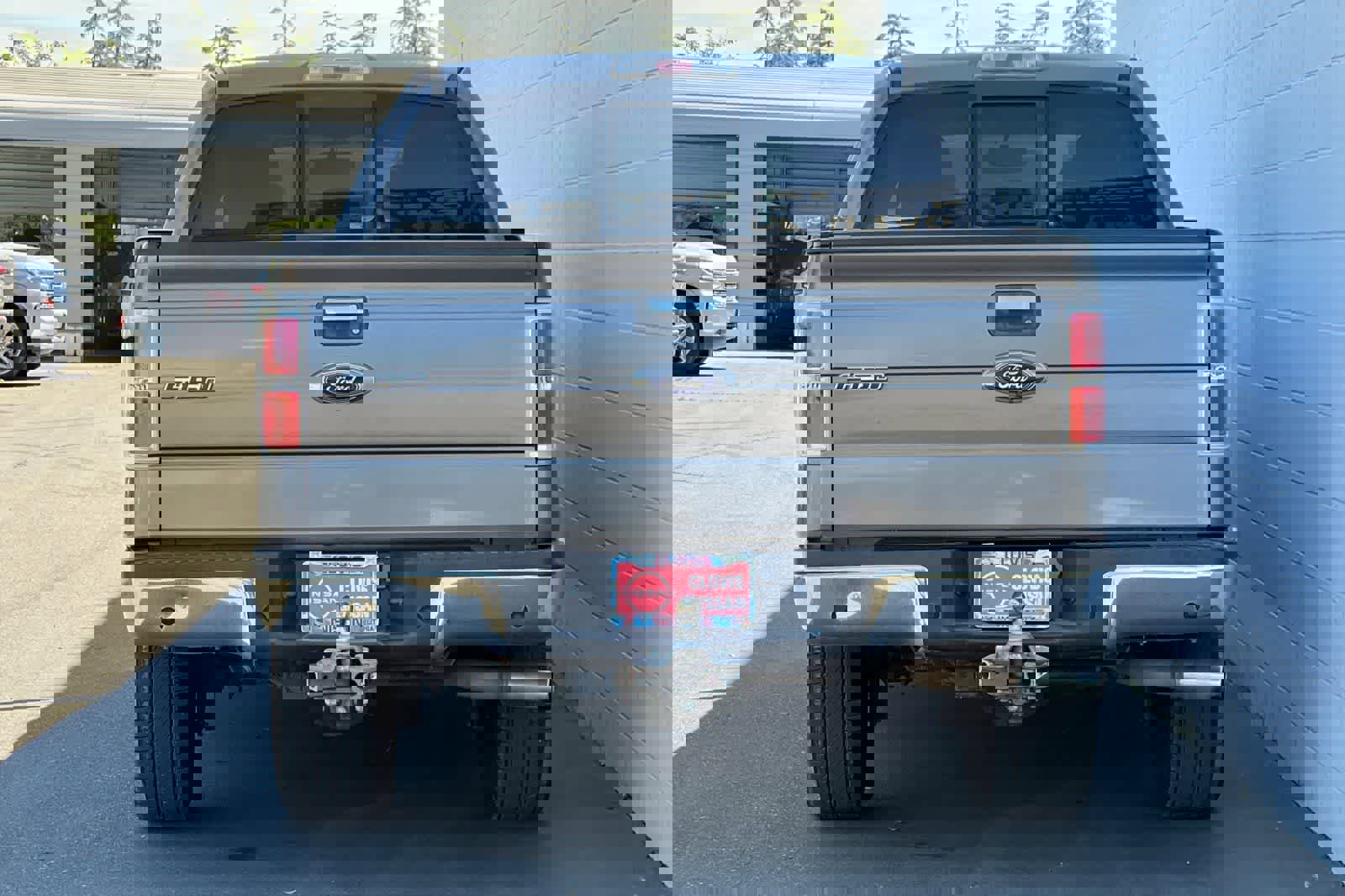 Used 2014 Ford F150 XLT w/ Equipment Group 302A Luxury image 8