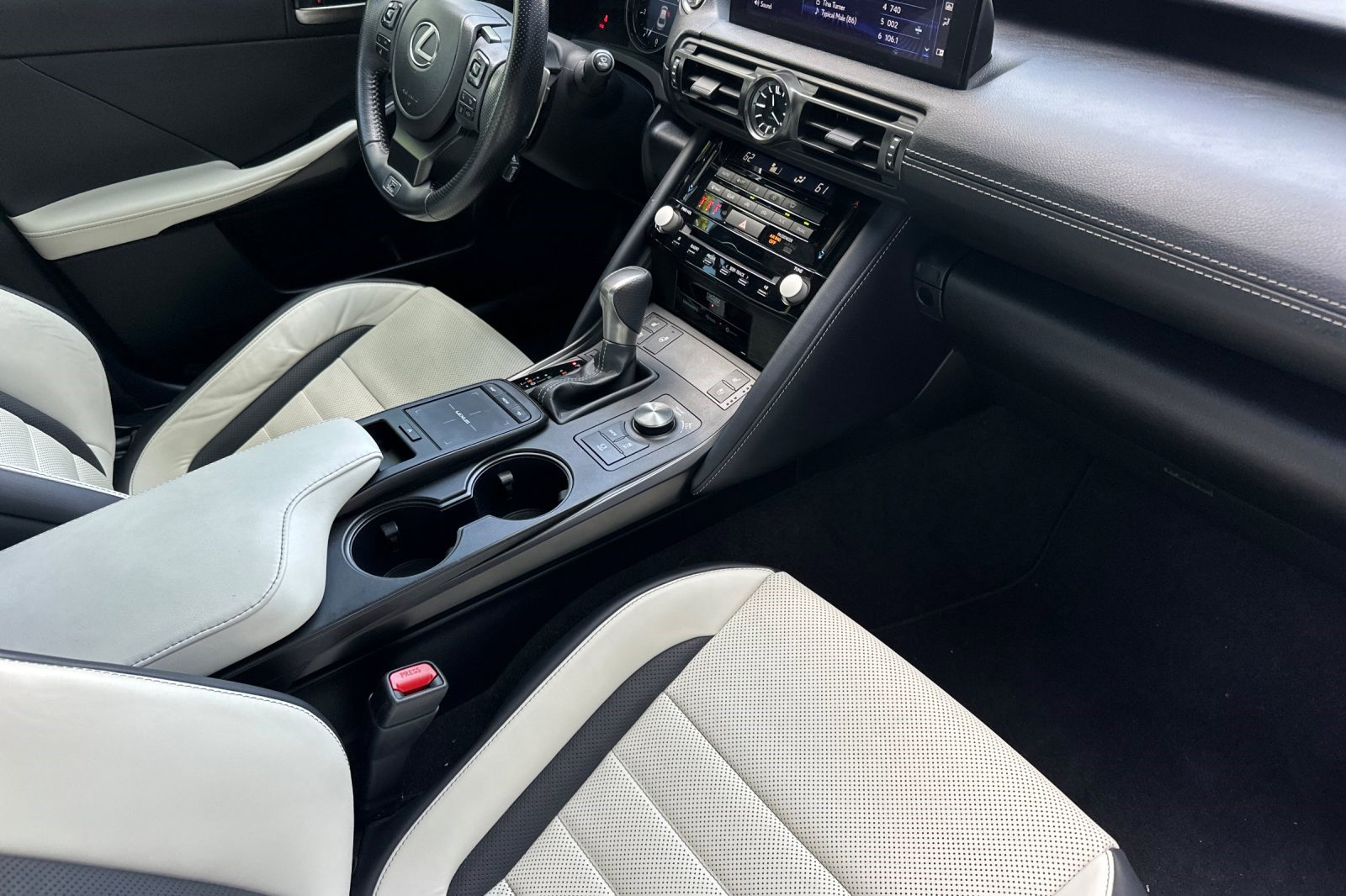 Certified 2023 Lexus IS 500 w/ Accessory Package image 19