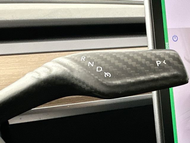 Used 2023 Tesla Model Y Performance image 20