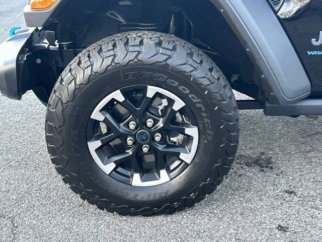 Certified 2025 Jeep Wrangler Unlimited Rubicon 4xe w/ Safety Group image 12