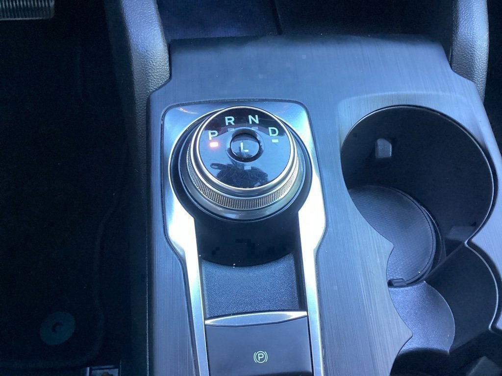 Used 2020 Ford Escape SE image 56