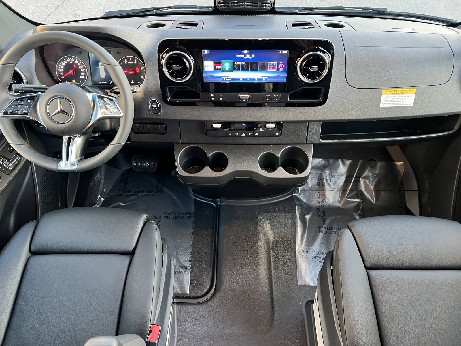 Used 2025 Mercedes-Benz Sprinter 2500 image 21