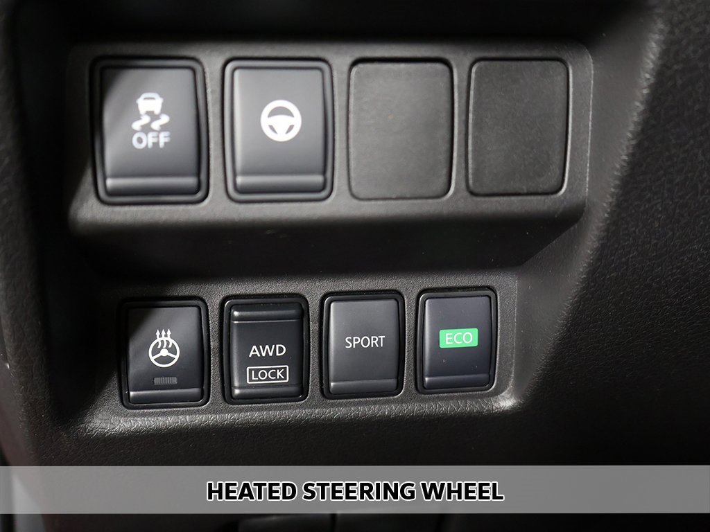 Used 2022 Nissan Rogue Sport SV w/ Technology Package image 6