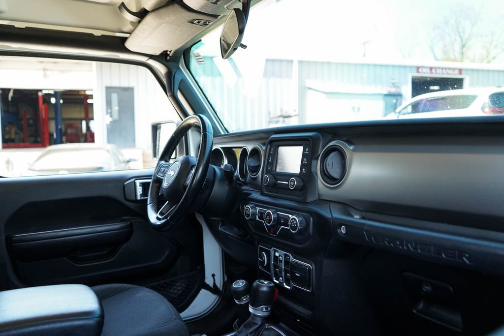 Used 2020 Jeep Wrangler Unlimited Sport S AWD/4WD image 36