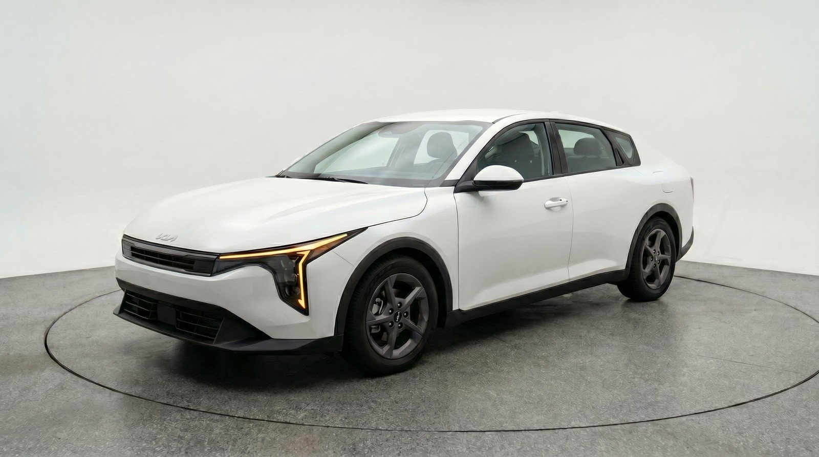Used 2025 Kia K4 FWD image 3