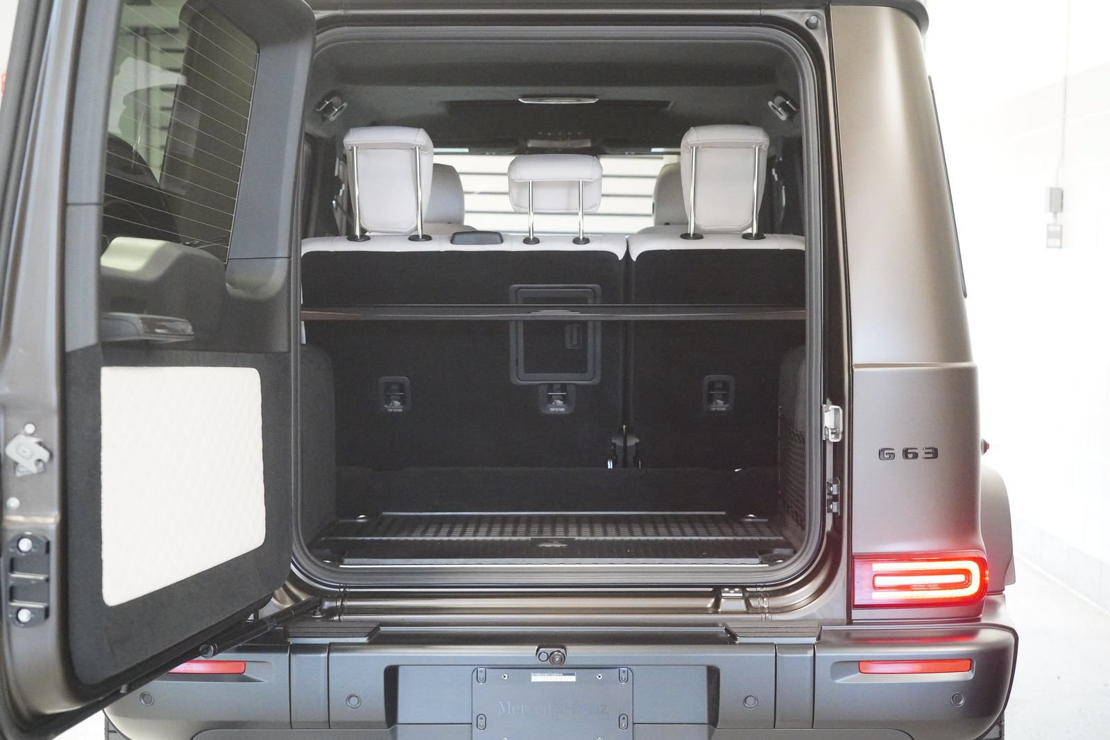 Certified 2026 Mercedes-Benz G 63 AMG 4MATIC image 33
