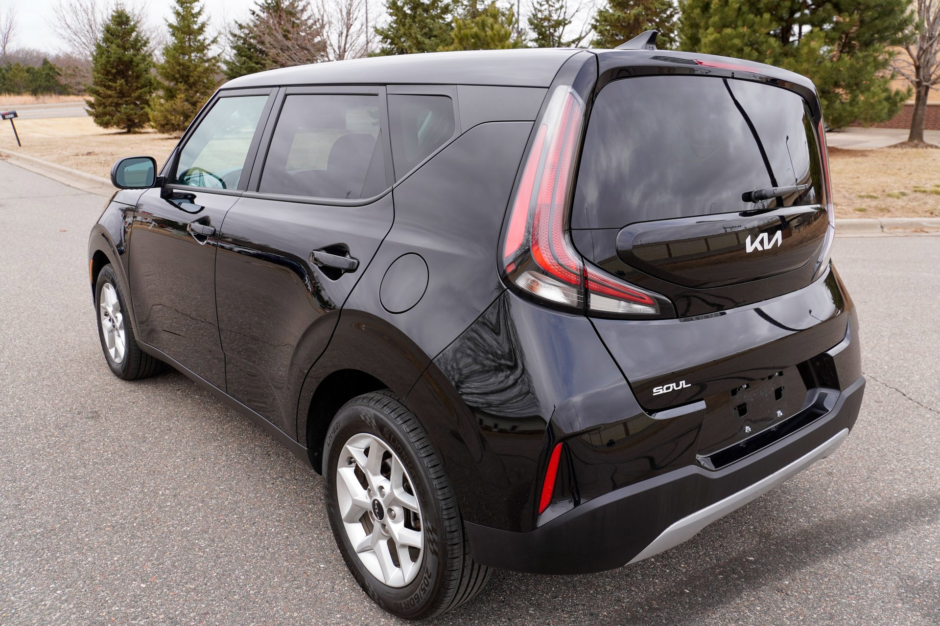 Used 2025 Kia Soul LX w/ LX Technology Package image 6