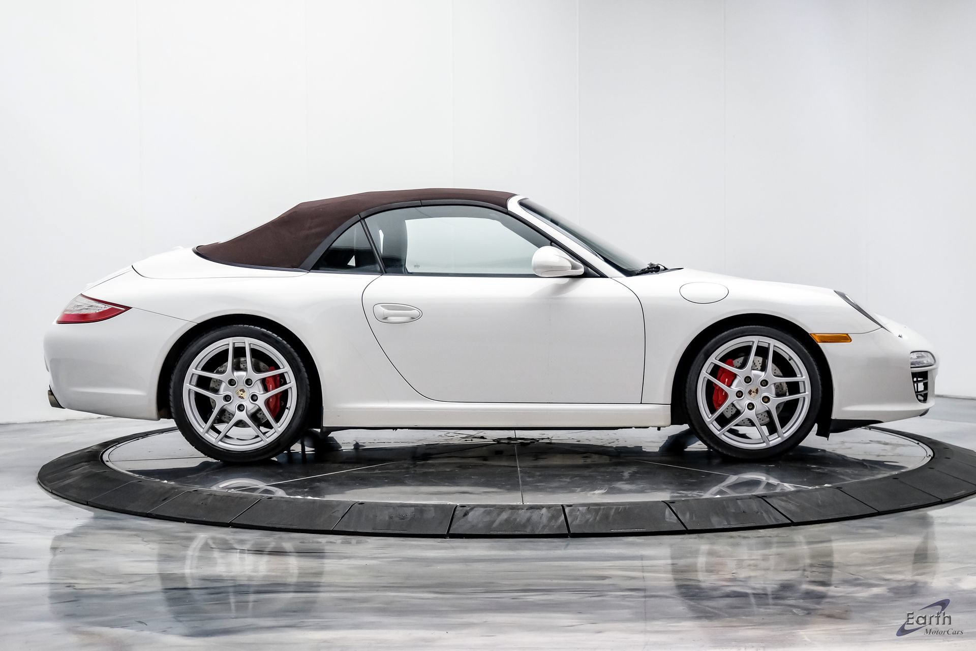 Used 2011 Porsche 911 Carrera S RWD image 26