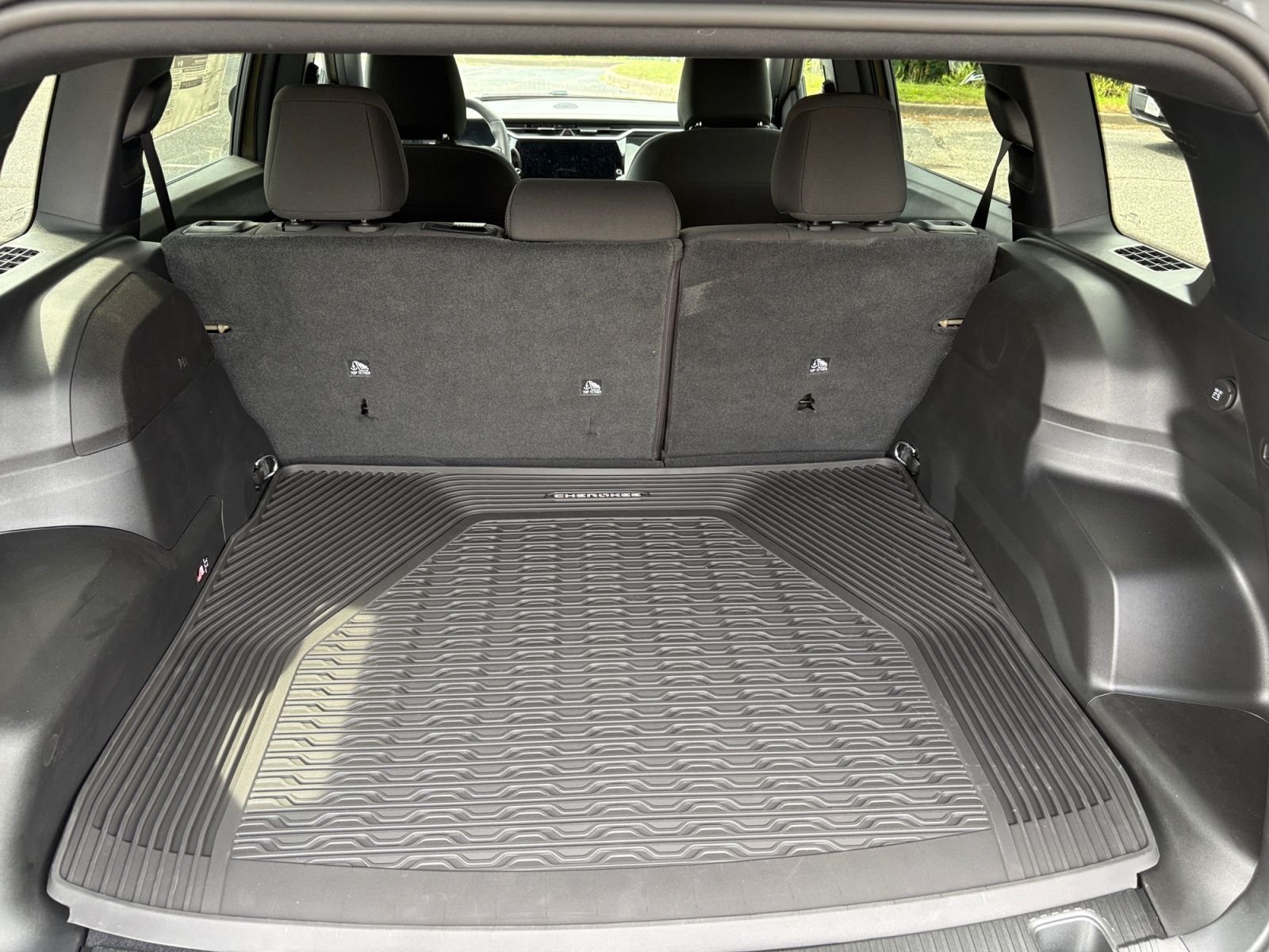 New 2026 Jeep Cherokee Laredo AWD/4WD image 16