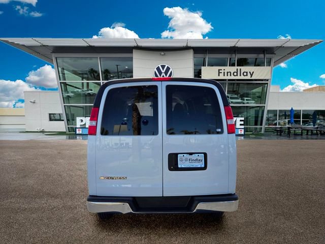 Used 2024 Chevrolet Express 3500 LT w/ LT Preferred Equipment Group RWD image 5