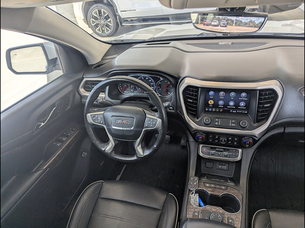 Used 2020 GMC Acadia Denali w/ Technology Package AWD/4WD image 27