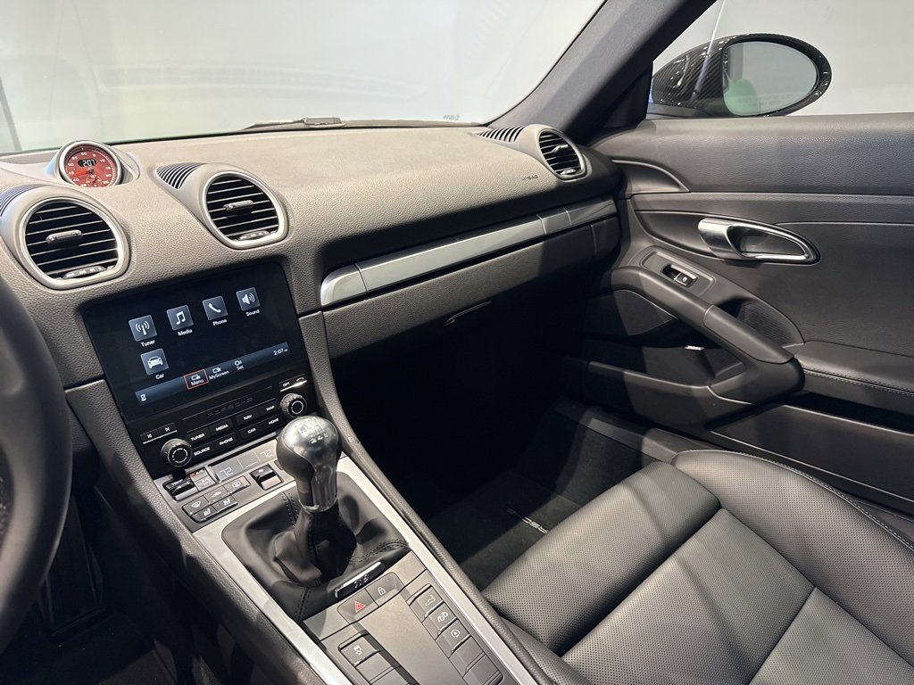Used 2025 Porsche 718 Cayman S image 15
