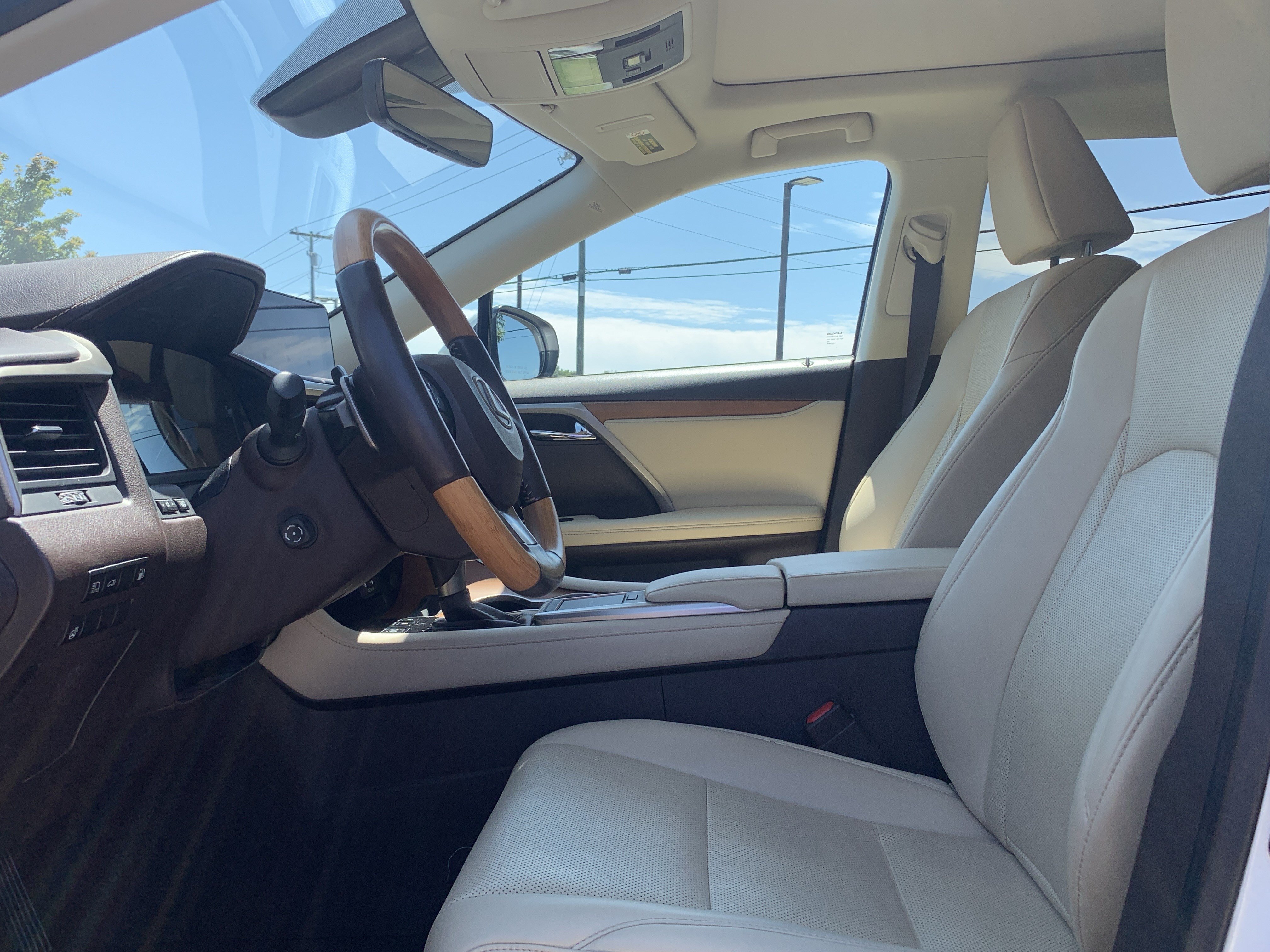 Certified 2020 Lexus RX 450h AWD w/ Premium Package image 16