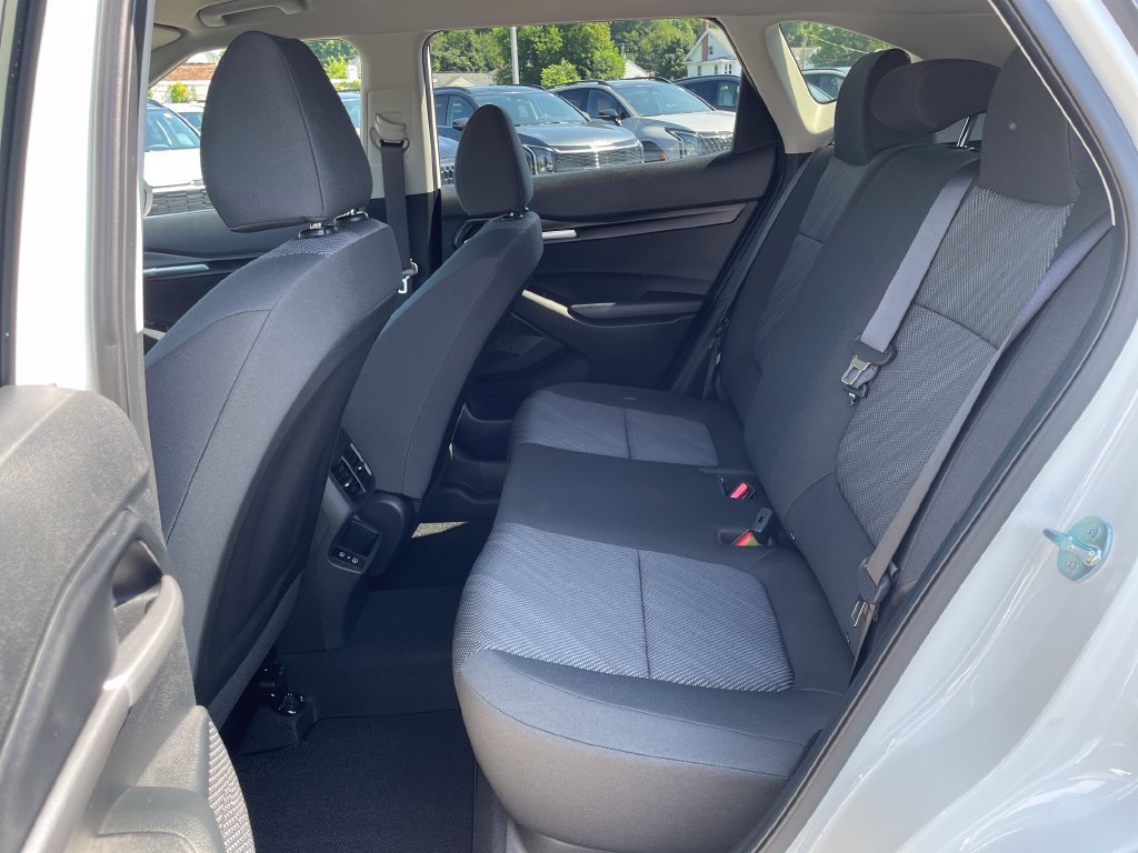 Used 2025 Kia Seltos LX AWD/4WD image 23