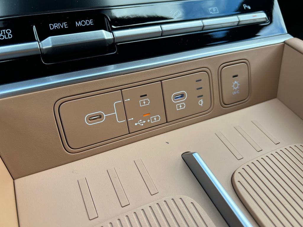 New 2025 Hyundai Santa Fe Limited image 10