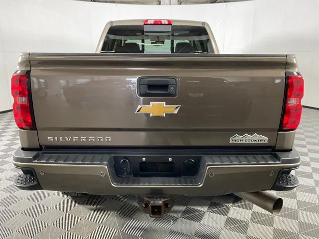 Used 2015 Chevrolet Silverado 2500 High Country w/ Duramax Plus Package AWD/4WD image 4