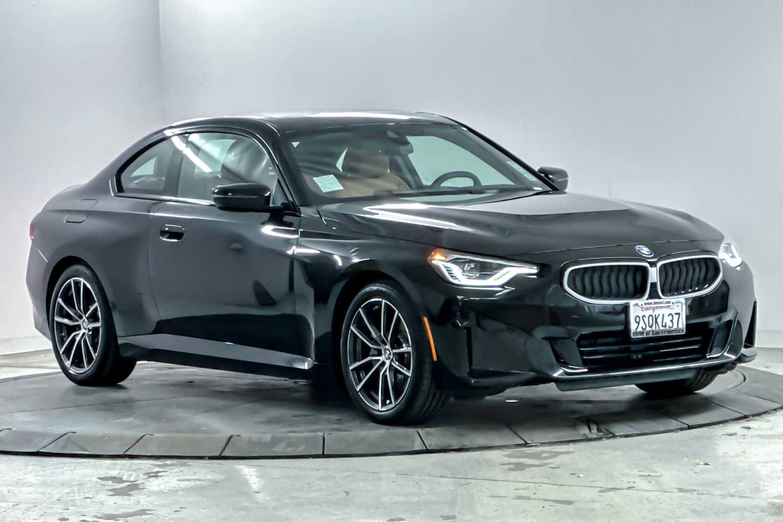 Used 2025 BMW 230i Coupe w/ Premium Package image 9
