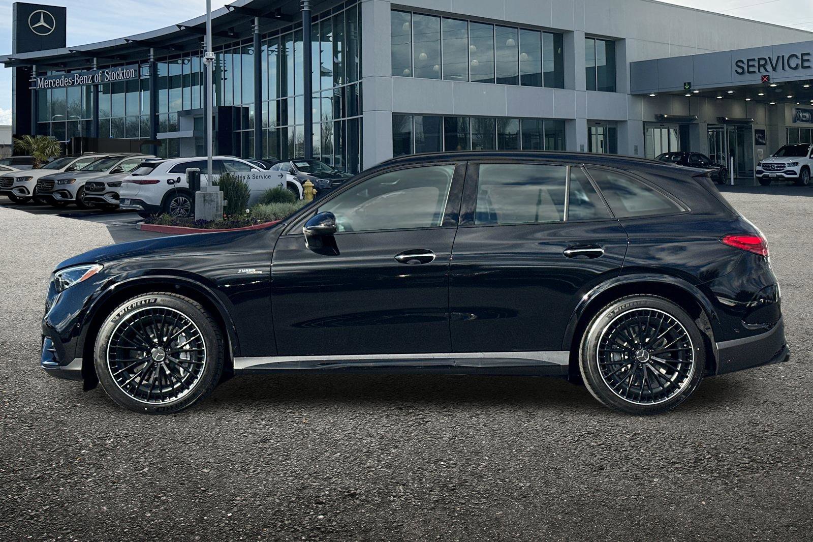 New 2026 Mercedes-Benz GLC 43 AMG 4MATIC image 7