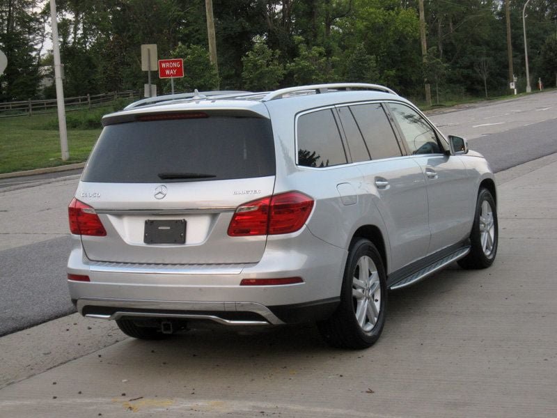 Used 2015 Mercedes-Benz GL 320 BlueTEC 4MATIC image 12