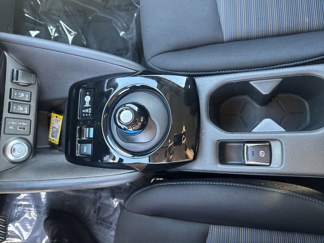 Certified 2024 Nissan Leaf SV Plus FWD image 24