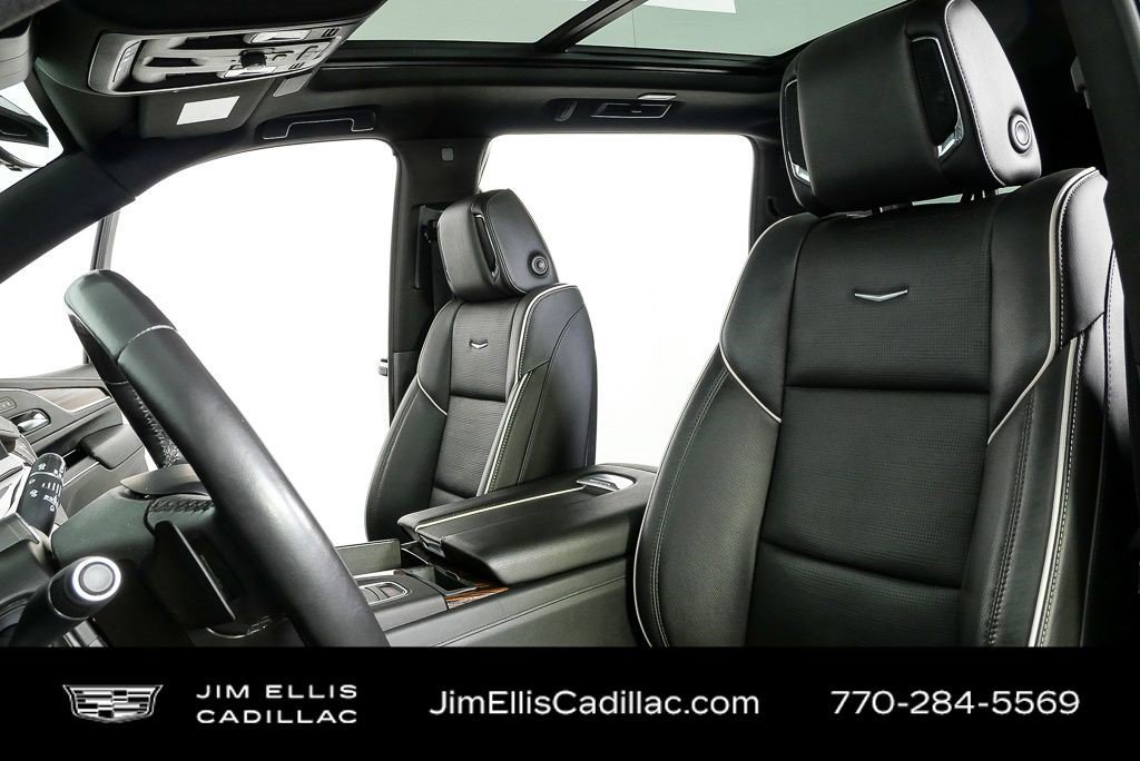 Certified 2024 Cadillac Escalade ESV Premium Luxury AWD/4WD image 8