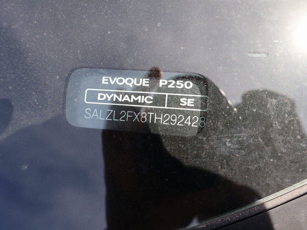 Used 2026 Land Rover Range Rover Evoque Dynamic SE AWD/4WD image 77