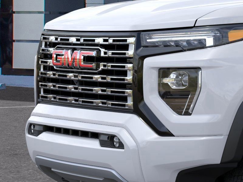 New 2026 GMC Canyon Denali AWD/4WD image 13