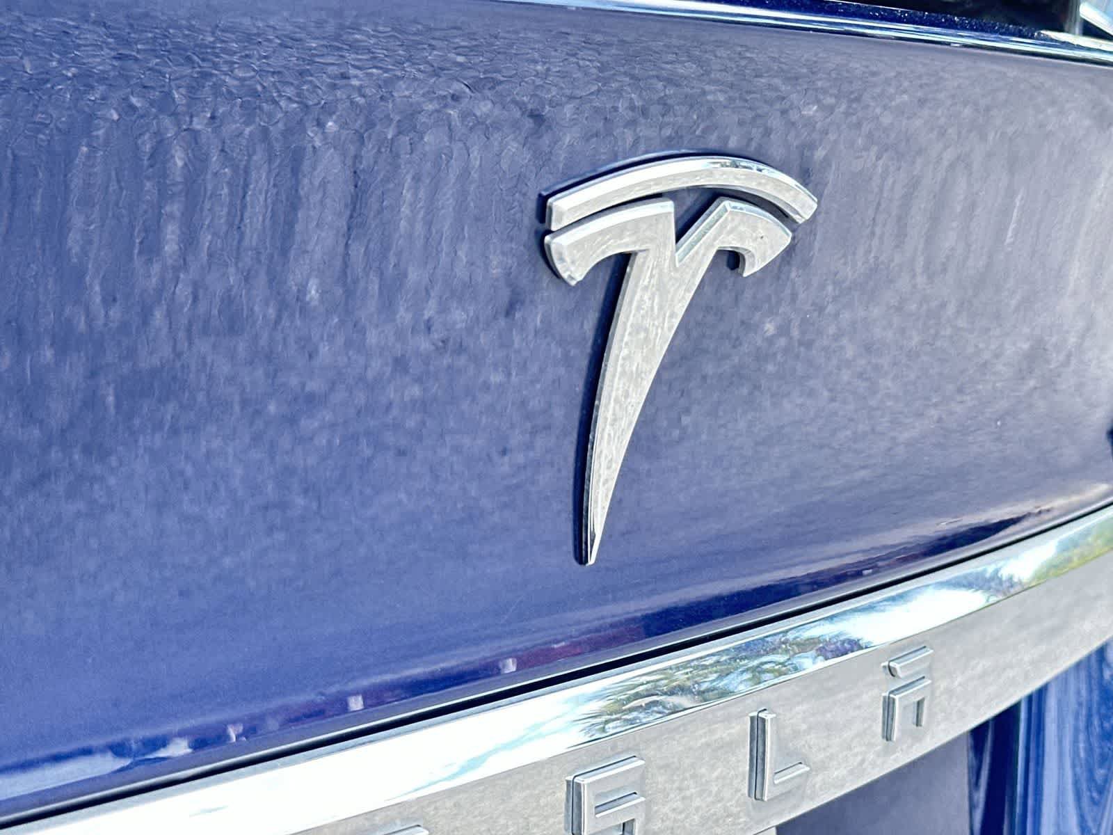 Used 2018 Tesla Model X 100D AWD/4WD image 10