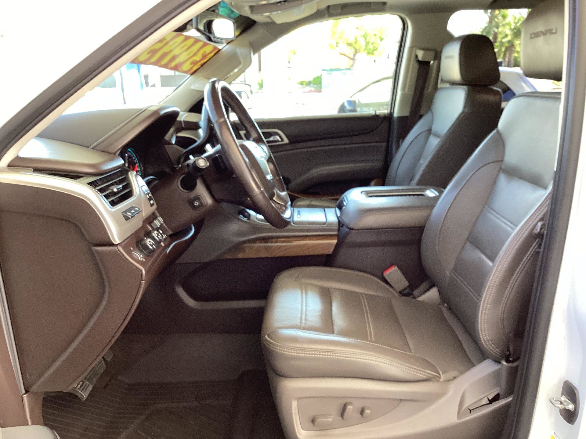 Used 2020 GMC Yukon Denali AWD/4WD image 11