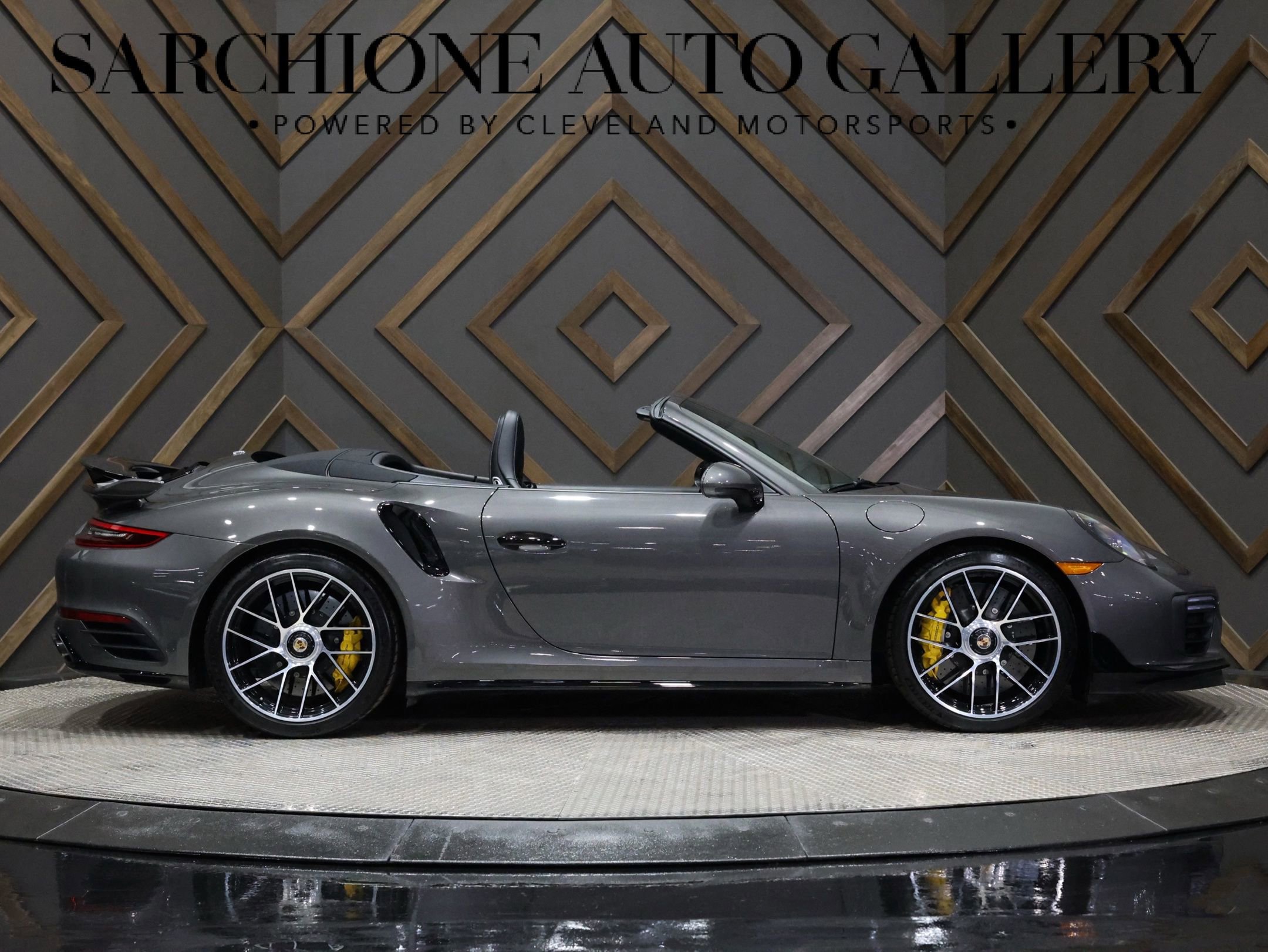 Used 2019 Porsche 911 Turbo S image 12