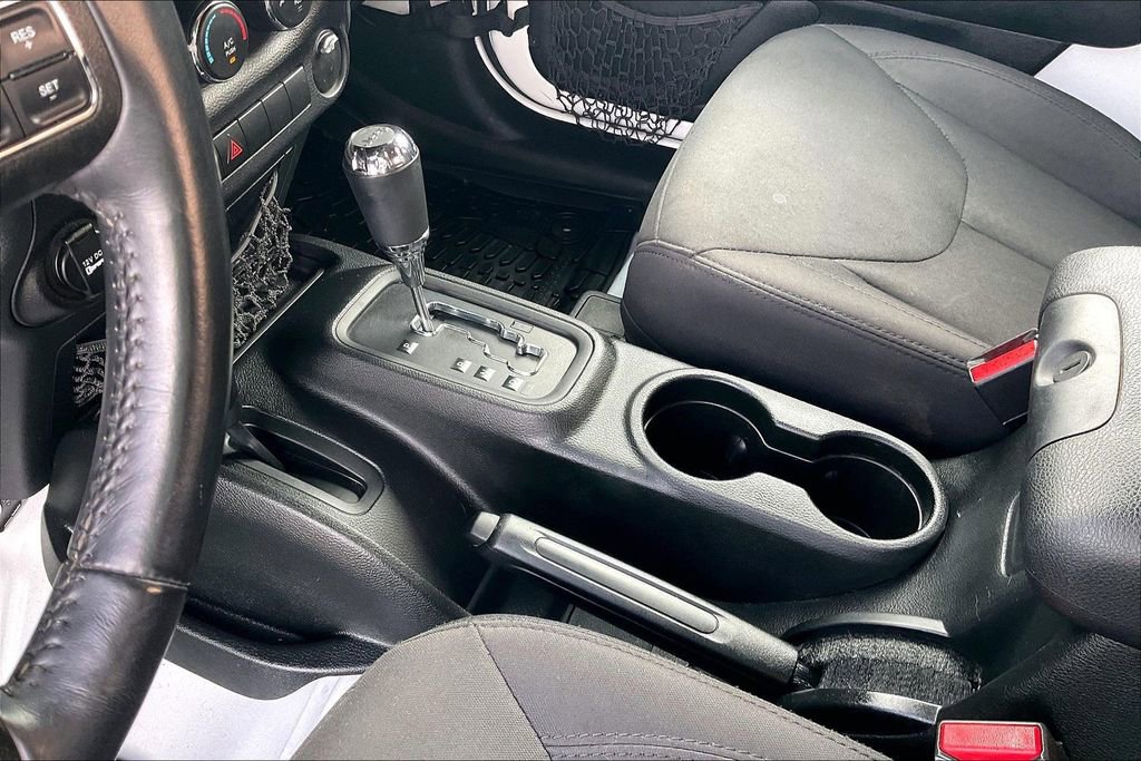 Used 2018 Jeep Wrangler Sport image 19