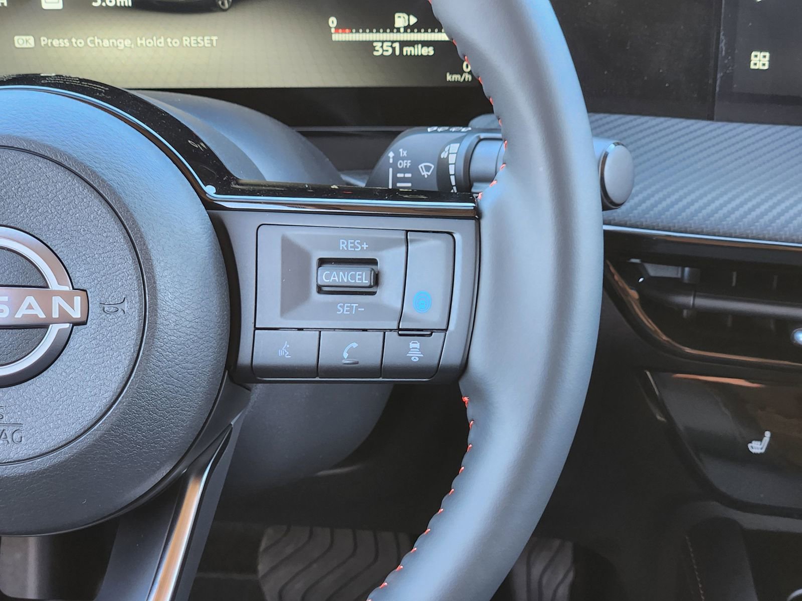 New 2026 Nissan Kicks SR w/ SR Premium Package image 26