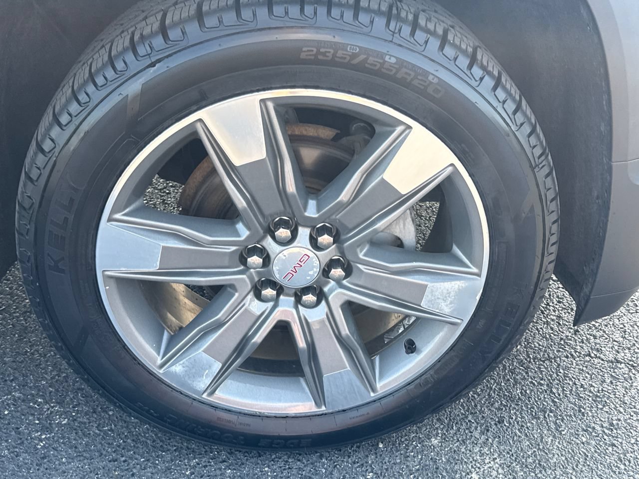 Used 2018 GMC Acadia SLT w/ LPO, Floor Liner Package FWD image 8