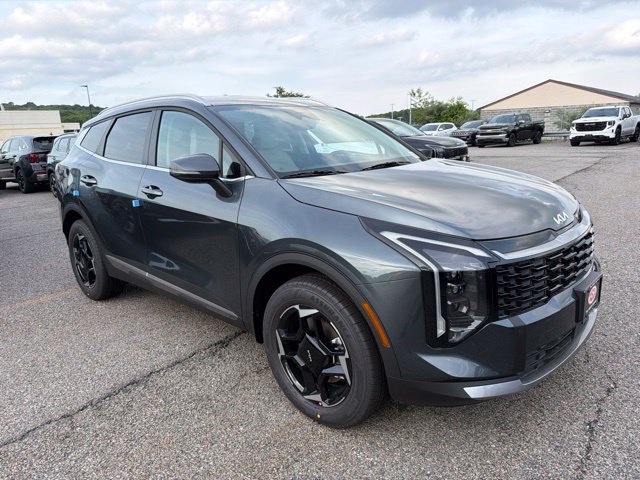 New 2026 Kia Sportage EX AWD/4WD image 1