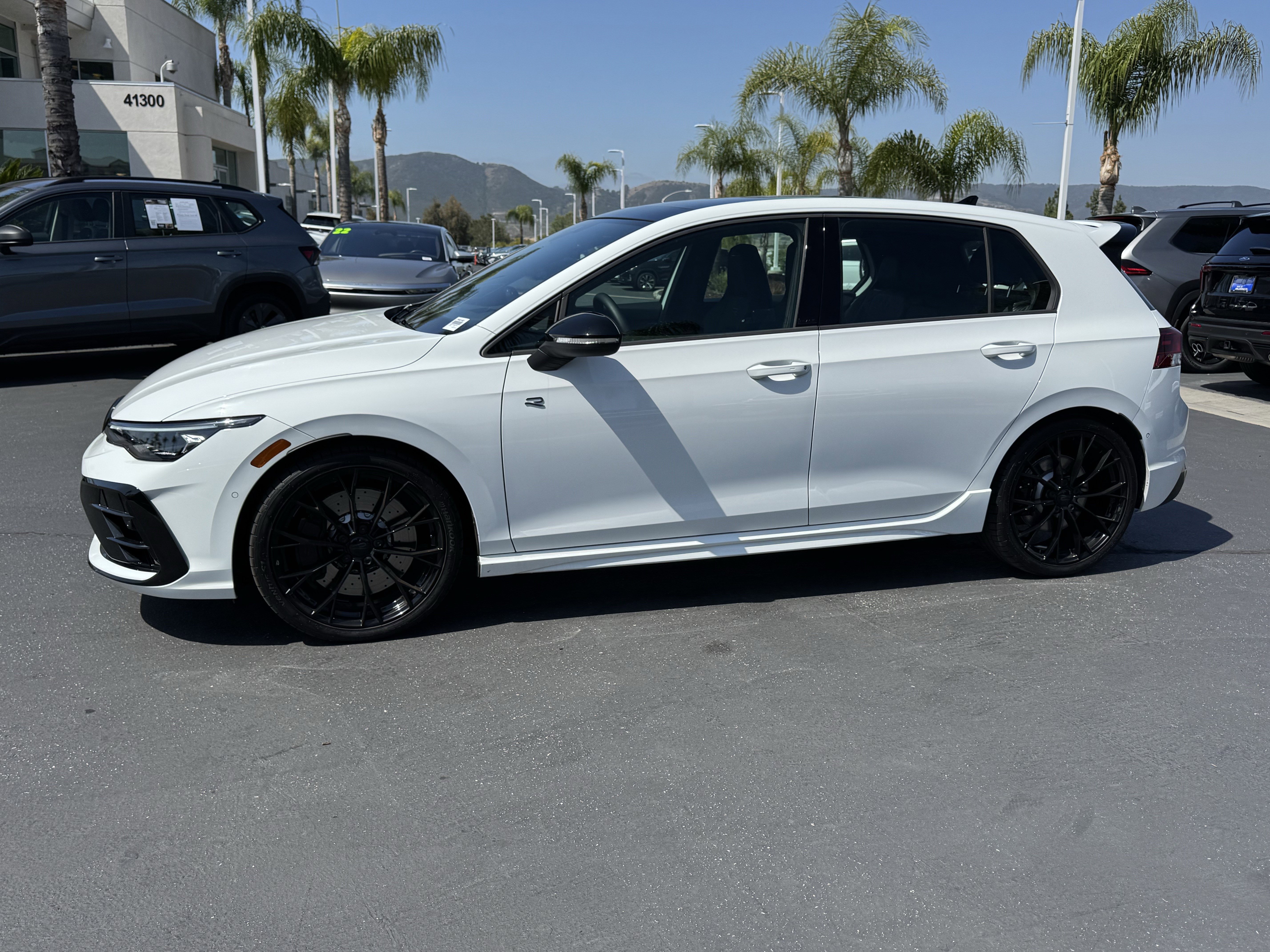 Certified 2025 Volkswagen Golf R Black Edition AWD/4WD image 7