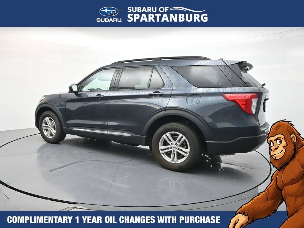 Used 2023 Ford Explorer XLT w/ Equipment Group 202A AWD/4WD image 6