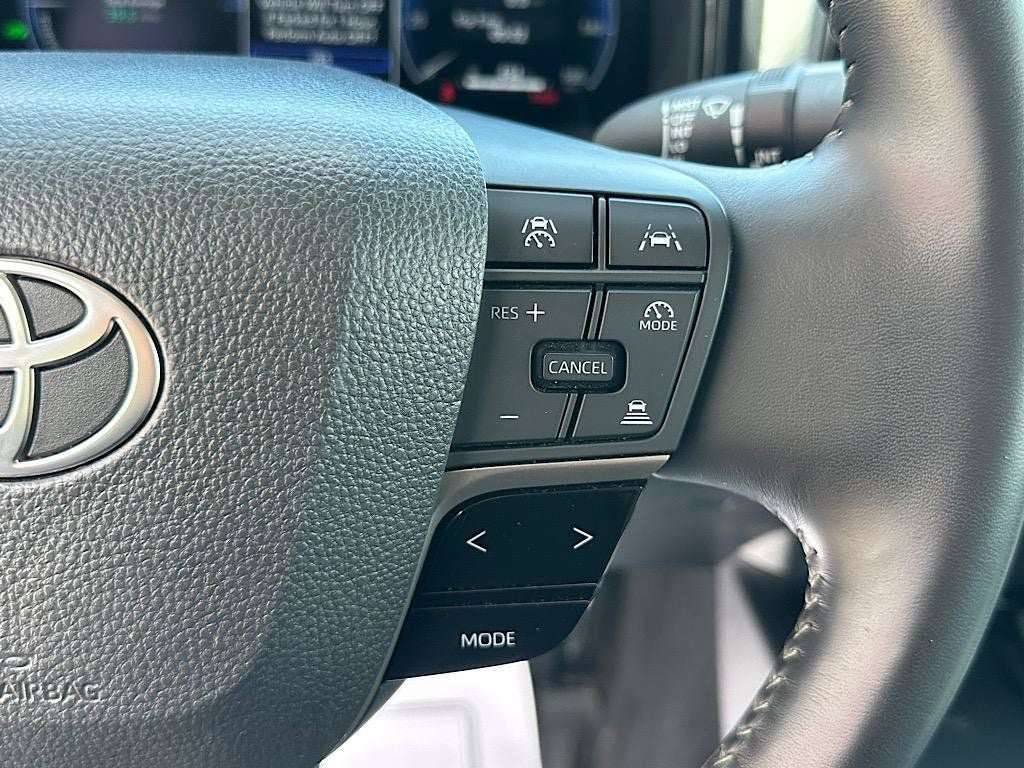 Certified 2025 Toyota Camry XLE AWD/4WD image 22