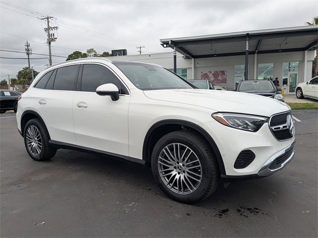 Used 2024 Mercedes-Benz GLC 300 GLC 300 image 3