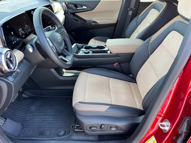 New 2026 Chevrolet Equinox ACTIV AWD/4WD image 24