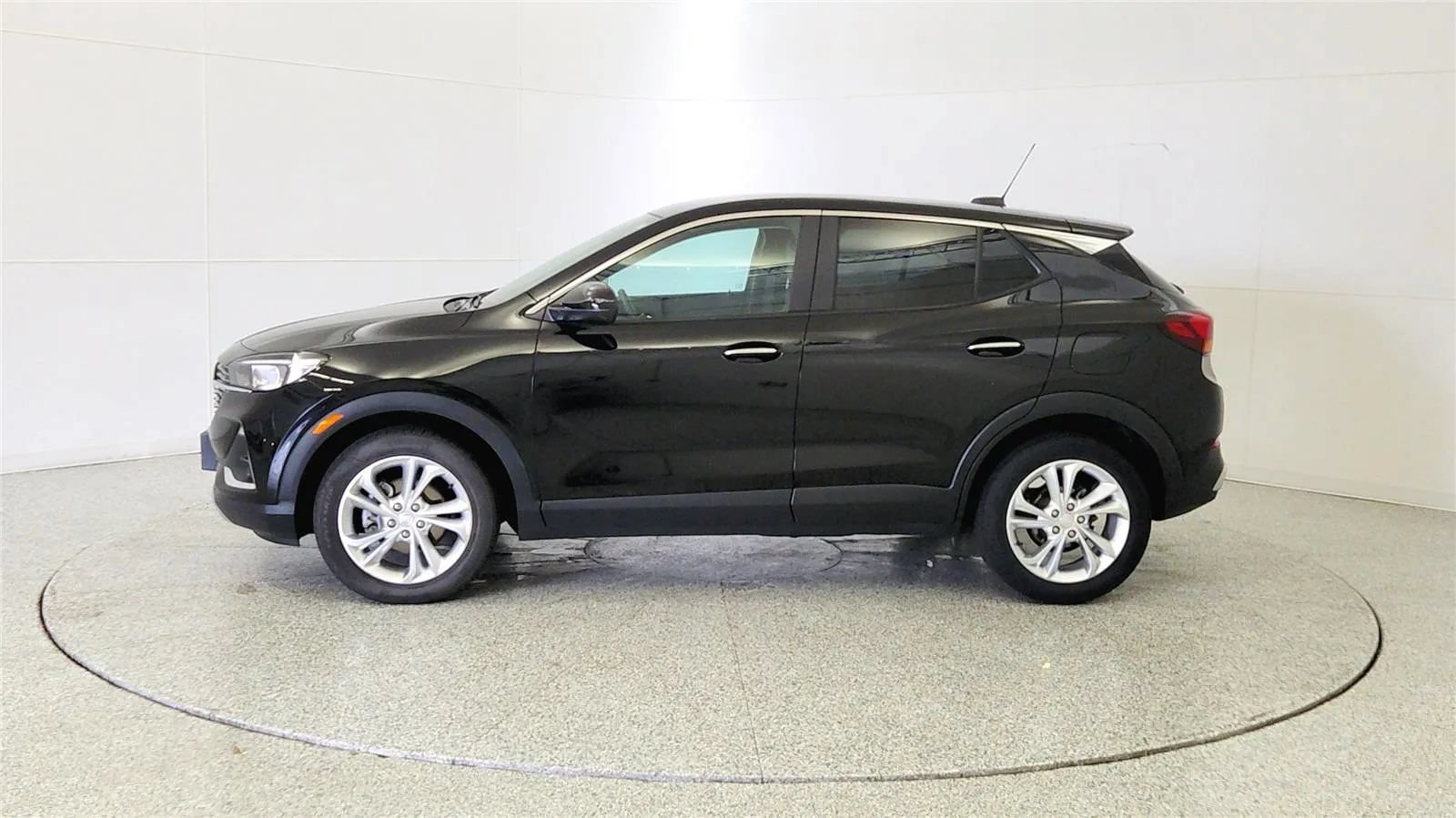 Used 2023 Buick Encore GX Preferred FWD image 5