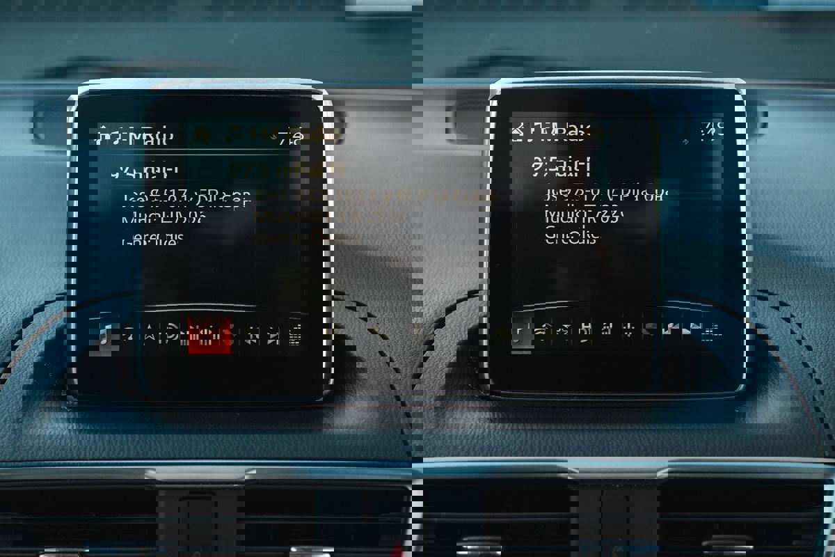 Used 2016 MAZDA MAZDA3 i Sport image 20