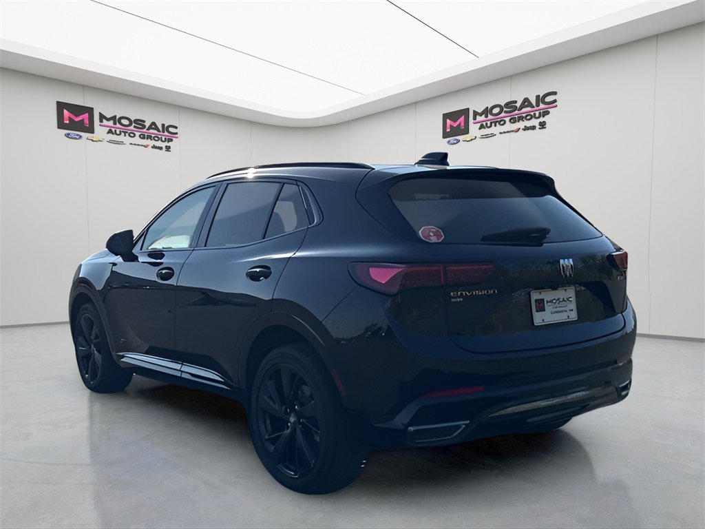 Used 2024 Buick Envision Sport Touring image 5