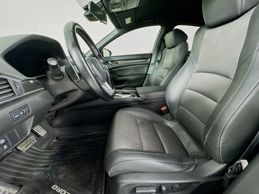 Used 2021 Honda Accord Sport image 24