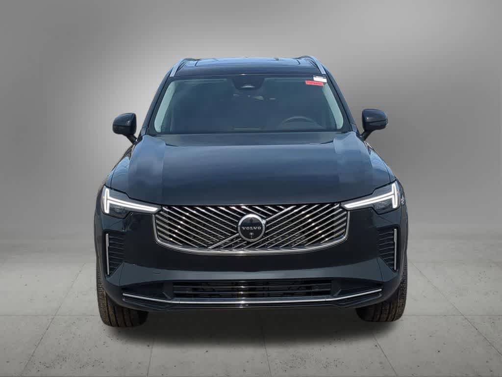 New 2026 Volvo XC90 B6 Plus w/ Protection Package Premier image 9