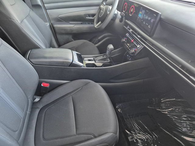 Used 2025 Hyundai Tucson SEL FWD image 30