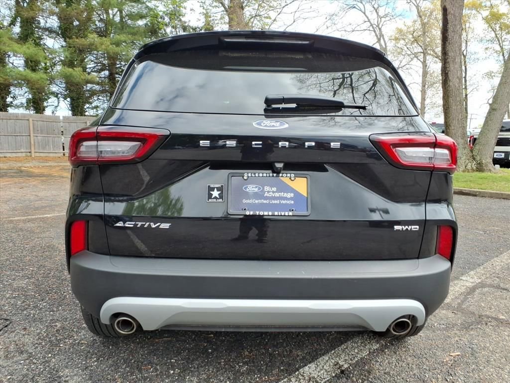 Certified 2025 Ford Escape Active AWD/4WD image 3