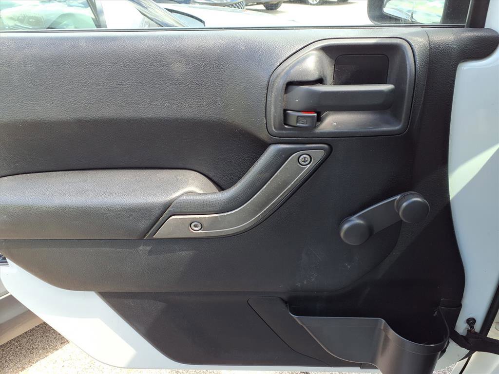 Used 2014 Jeep Wrangler Sport AWD/4WD image 15