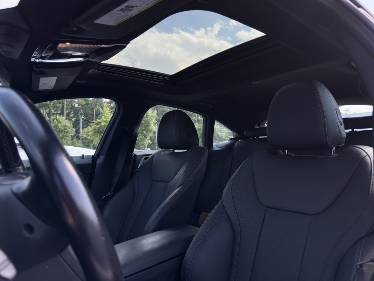 Used 2023 BMW i4 eDrive40 RWD image 18