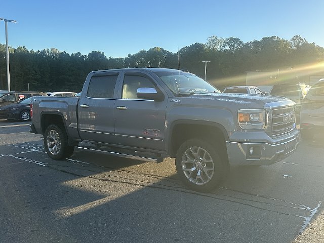 Used 2015 GMC Sierra 1500 SLT w/ SLT Crew Cab Value Package AWD/4WD image 9
