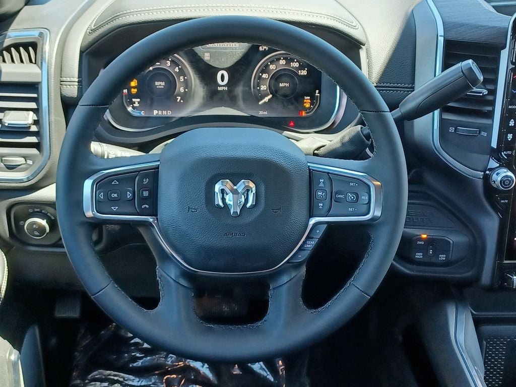 New 2026 RAM 2500 Laramie AWD/4WD image 27